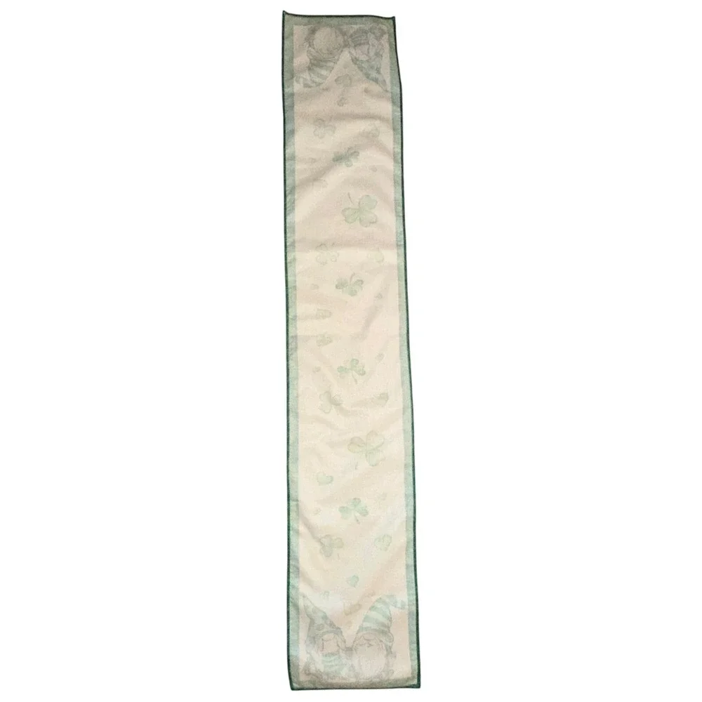 St Patricks Day Gnome‎ Heart Clover Irish Green Table Runner 13